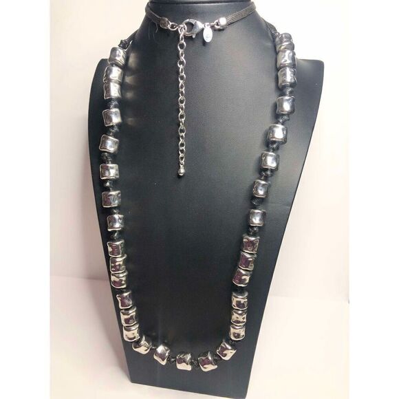 986 CHICO'S chunky hammered silver tone black statement necklace 36-40" - Picture 1 of 2